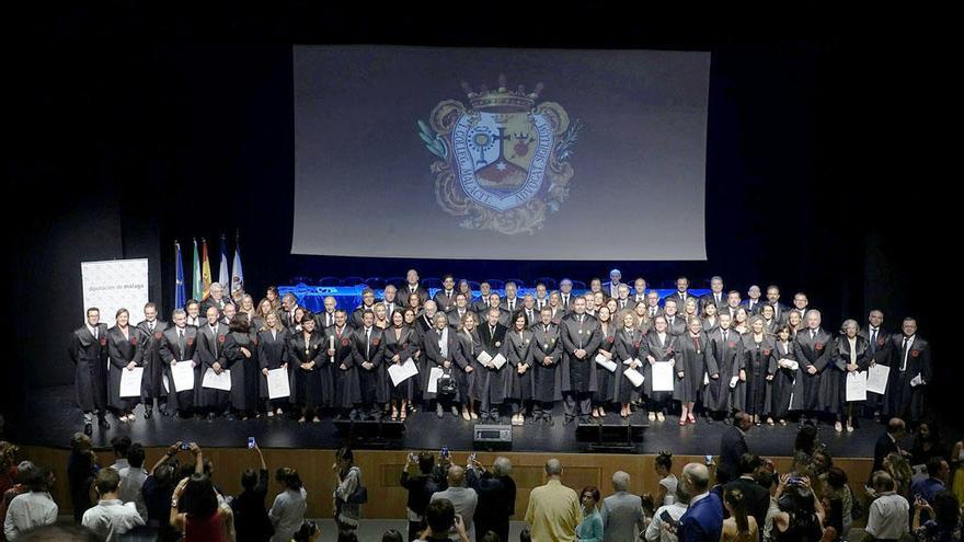 Una instantánea de la gala que el Colegio de Abogados celebró ayer en el auditorio Edgar Neville de la Diputación.