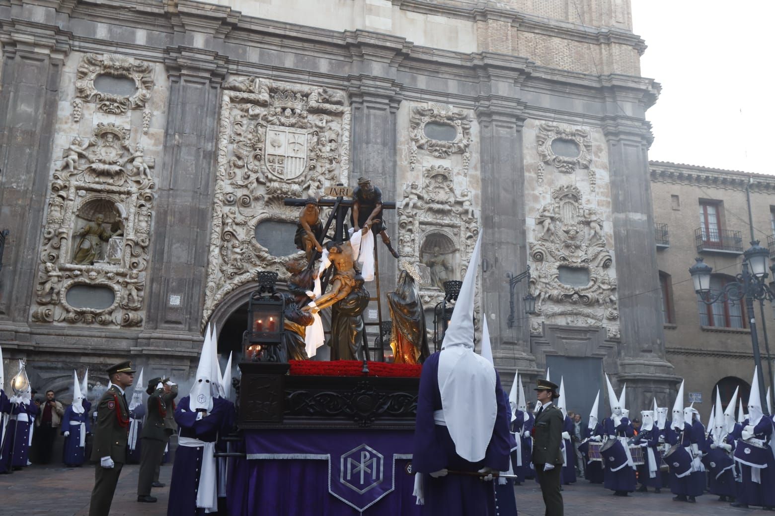 En imágenes | Procesiones del Jueves Santo en Zaragoza