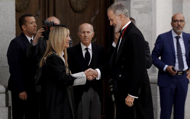La presidenta del Supremo sale en defensa de los jueces frente a la "descalificación pública" que sufren