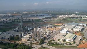 La indústria pressiona el Govern perquè obligui les elèctriques a subhastar llum barata