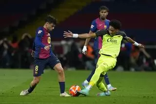 Lo que no se vio del Barça - Mallorca: el amor del culé a Ansu, el movimiento salvador de Iñigo Martínez y Montjuïc calentó la final