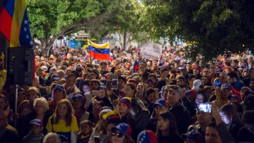 Concentración de venezolanos contra el régimen de Nicolás Maduro a principios de año.