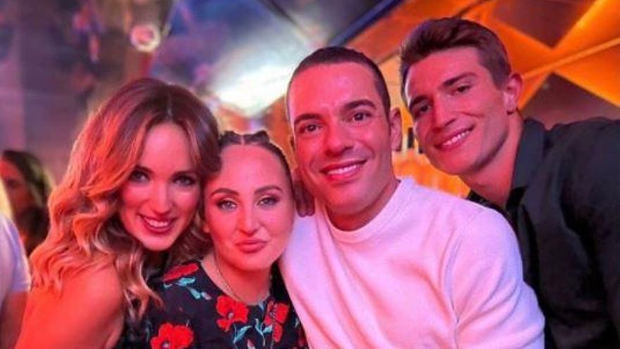 Marta Riesco con la que podría ser su hermanastra, Rocío Flores