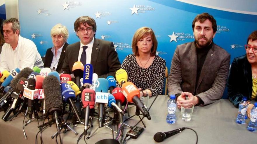 Puigdemont i la resta de consellers, a Brussel·les.