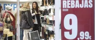 El comercio de Córdoba llega a las rebajas tras una Navidad con caída de ventas
