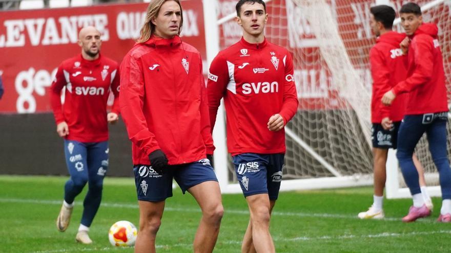Entrenamiento previo del Real Murcia al duelo de esta noche ante el Real Betis | PRENSA REAL MURCIA
