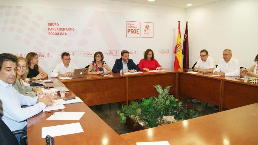 Reunión del grupo parlamentario socialista.