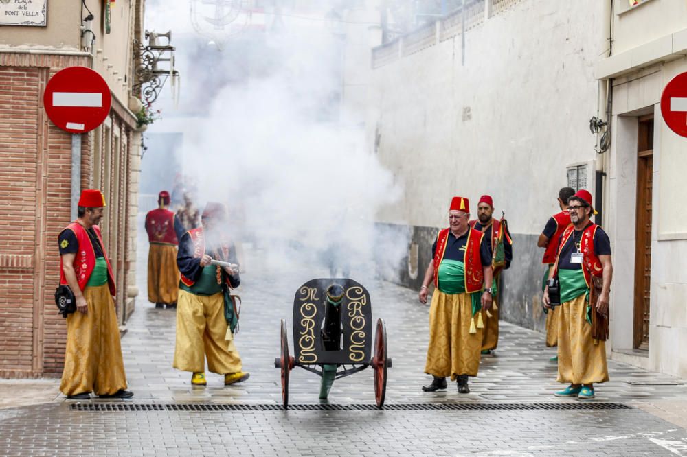 Alardo y «Ballada de Banderes» en Castalla.