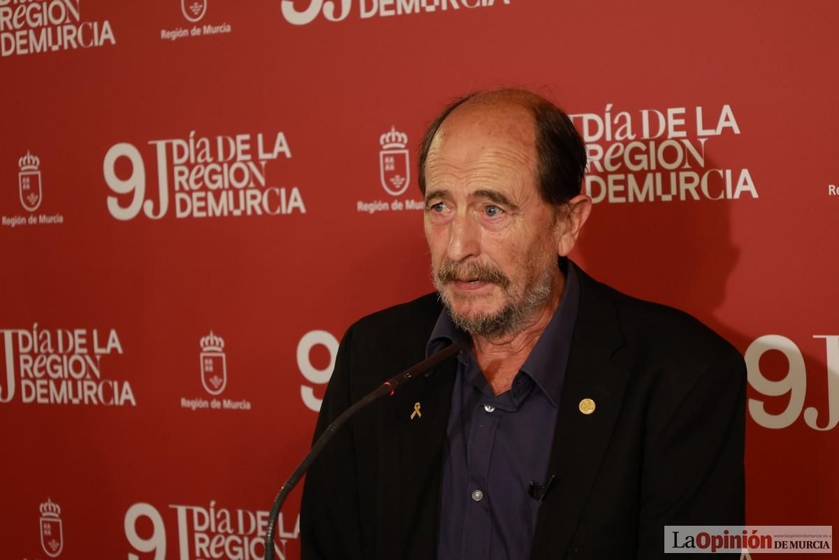 Así ha sido el acto institucional del Día de la Región de Murcia en el Teatro Romea