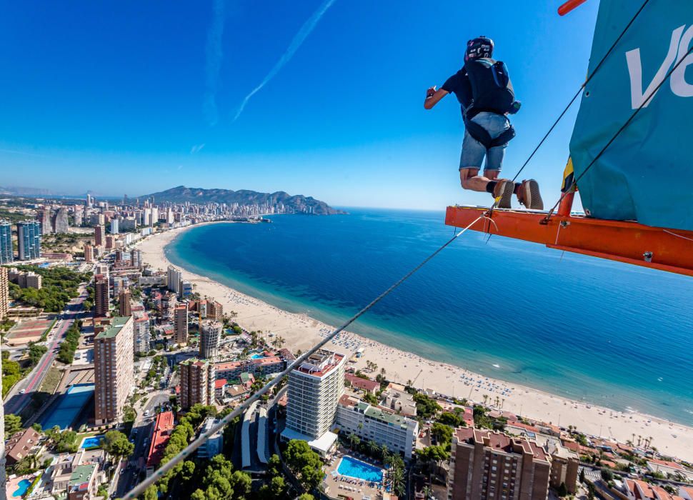 Salto base en Benidorm.