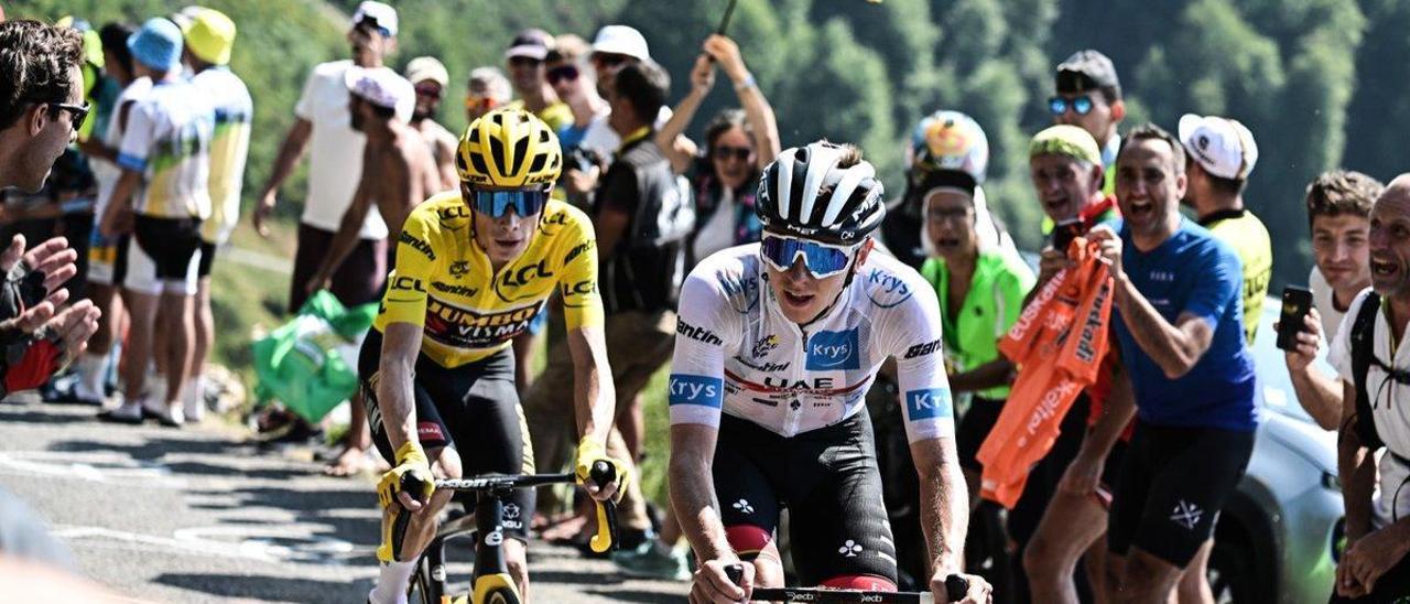 Pogacar y Vingegaard siempre solos y juntos en los momentos decisivos del Tour.