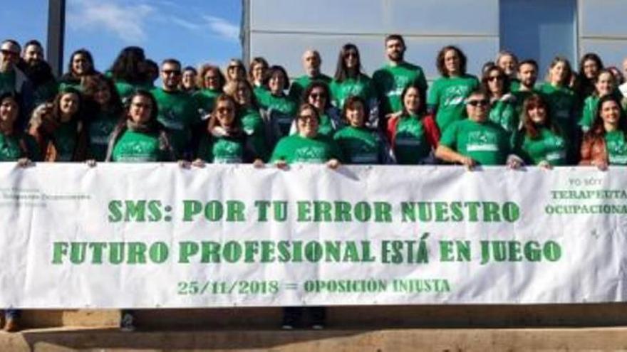 Protesta de los terapeutas ocupacionales en plena OPE