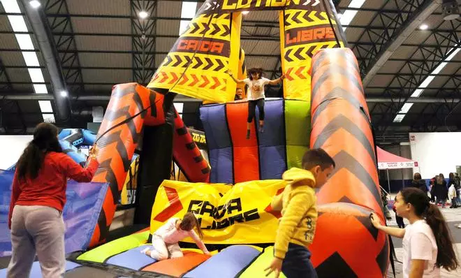 Suma y sigue: la Navidad de Vigo crece (aún más) con su gran parque de atracciones infantil