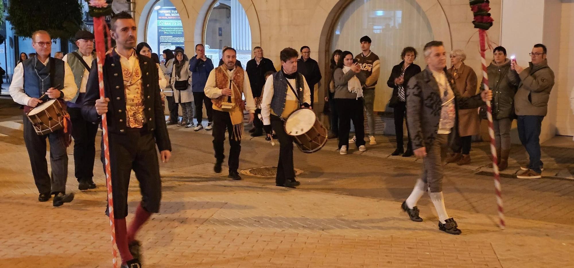 La Ofrena de Tavernes de la Valldigna tanca les Falles de 2025