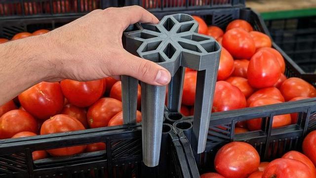 Sistema de embalaje impulsado por la empresa cordobesa Pallet Sure, que reduce la contaminación al eliminar el film plástico y flejes.