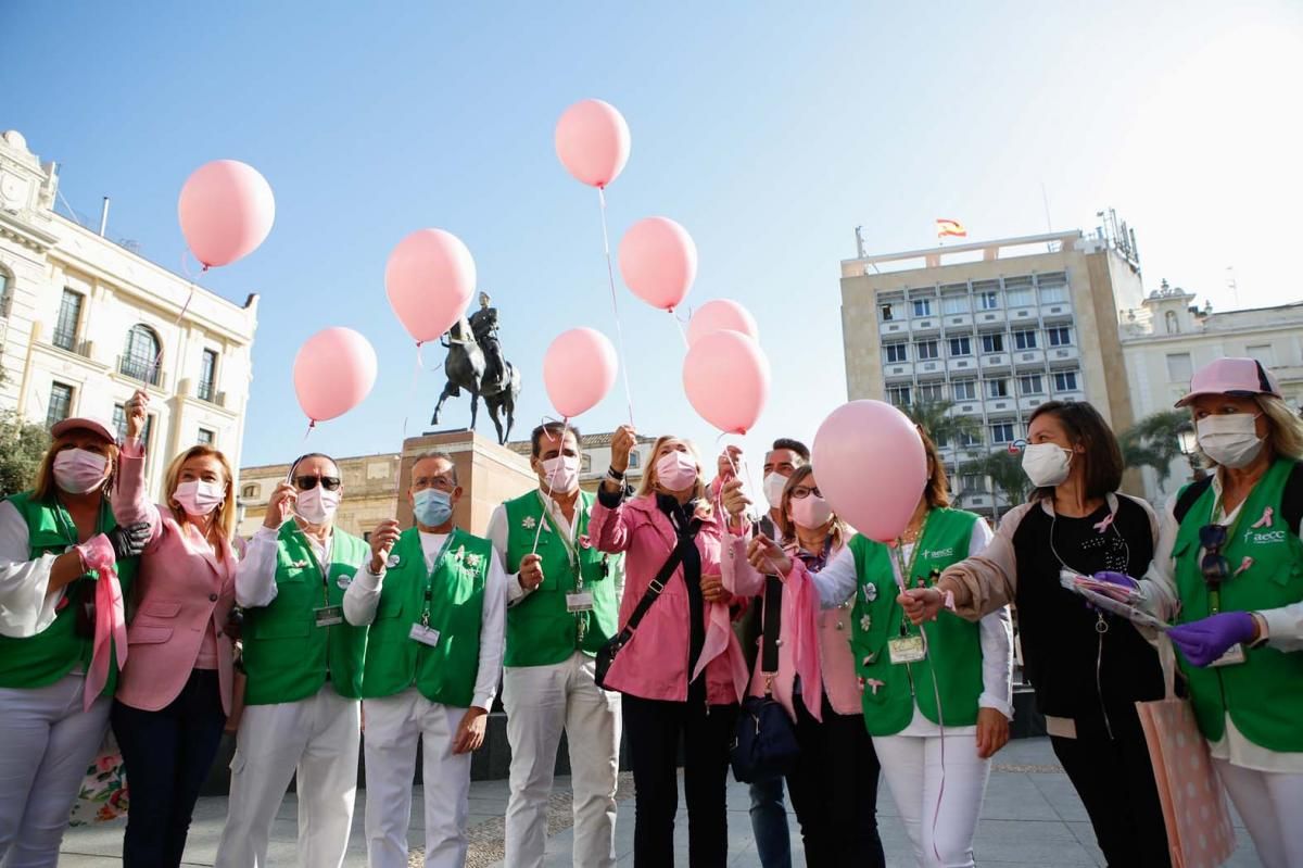 'Calvas y bellas', una invitación a mirar al cáncer a los ojos