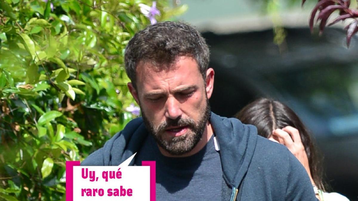 Ben Affleck pierde todo el glamour al colocar la caca de su perro junto al café