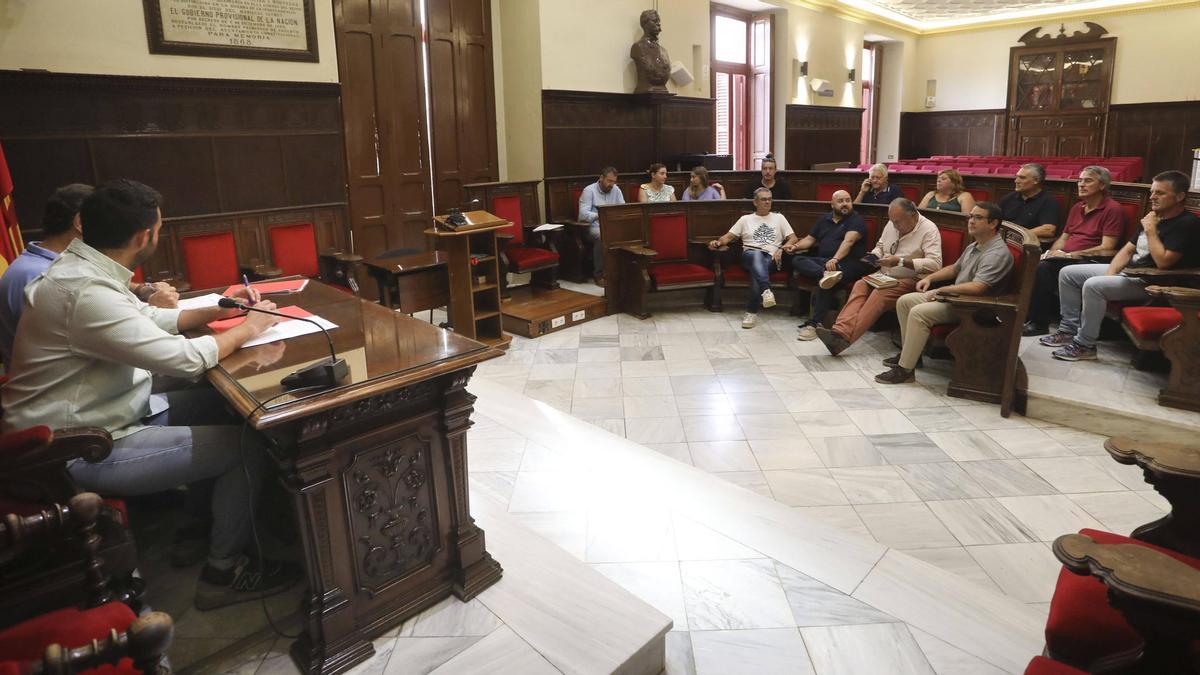 El alcalde de Sagunt preside una reunión del consorcio comarcal de agua.