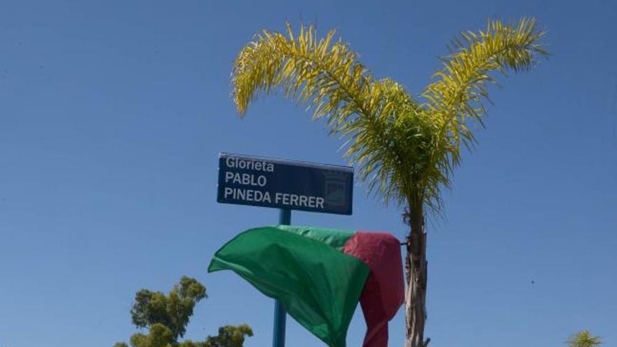 Málaga le dedica una glorieta a Pablo Pineda