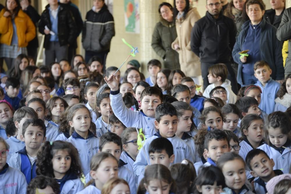 Actos por la paz en el Luisa de Marillac