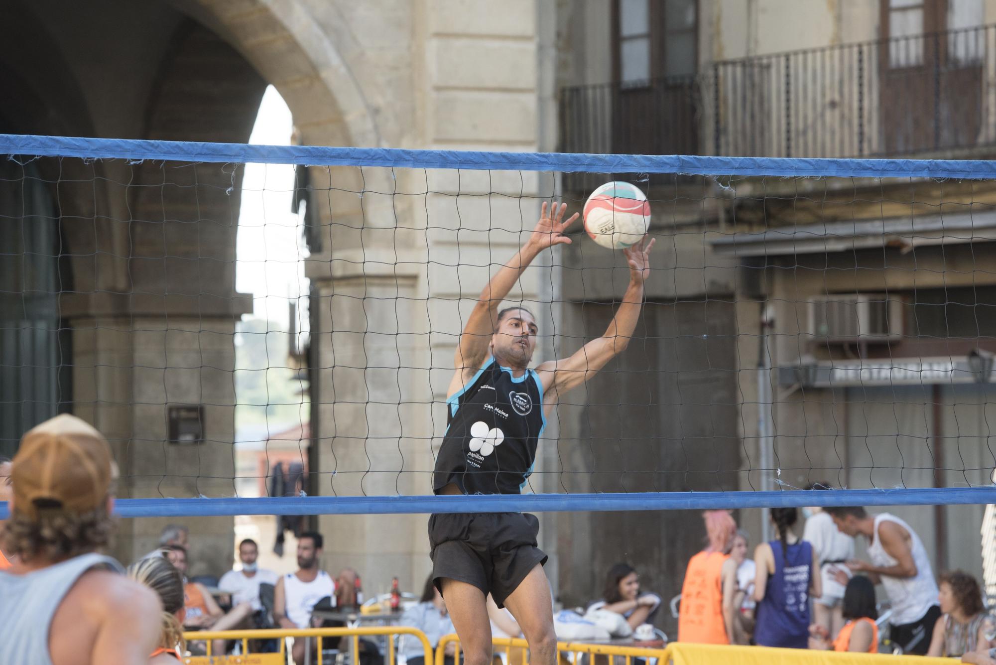 Torneig de Vòlei Manresa a la plaça Major