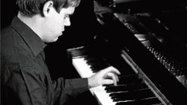Cambra, que acompanya l'orquestra del teatre Mariinski pel món.