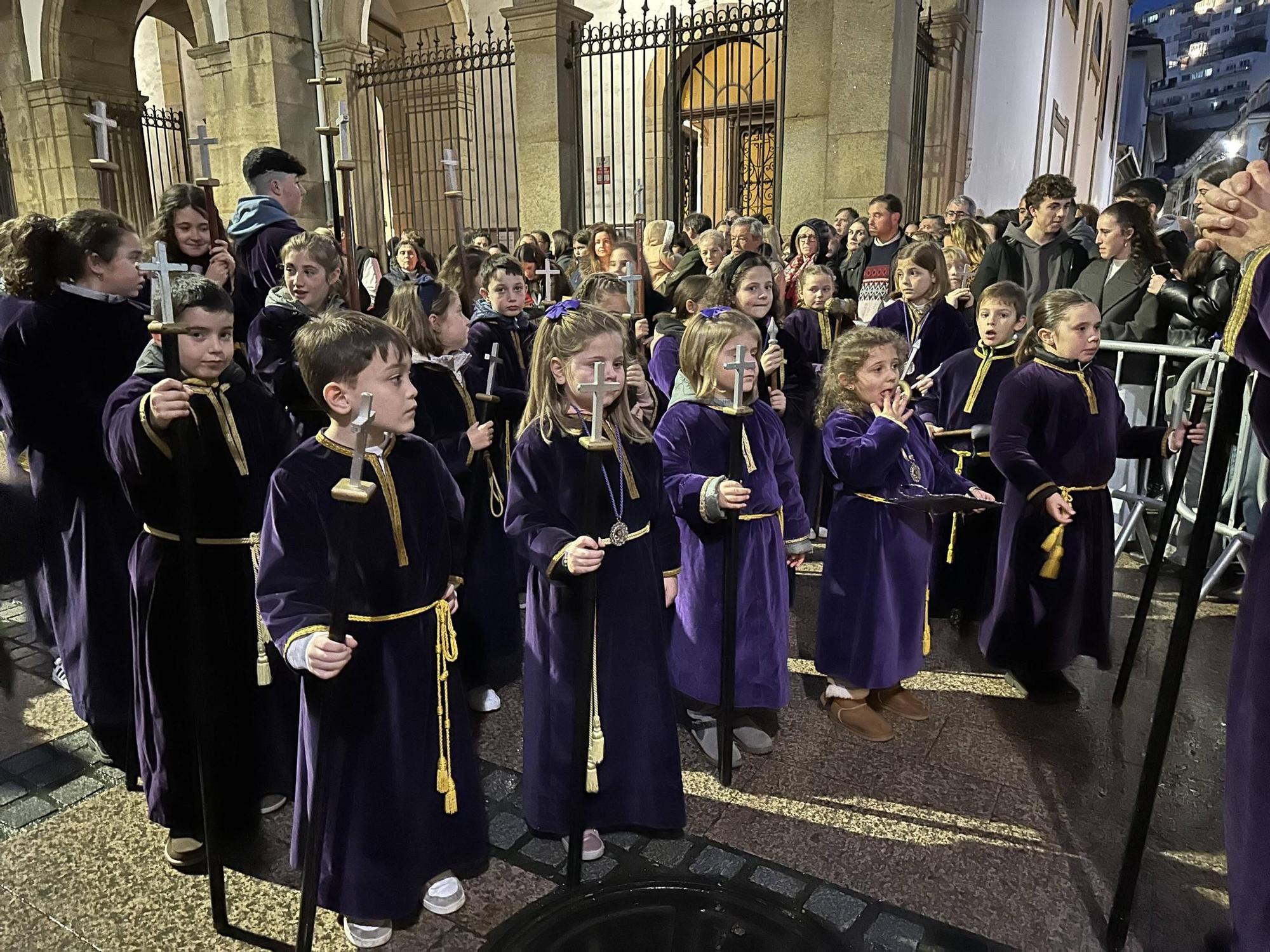 EN IMÁGENES | La envolvente procesión del Nazareno en Luarca