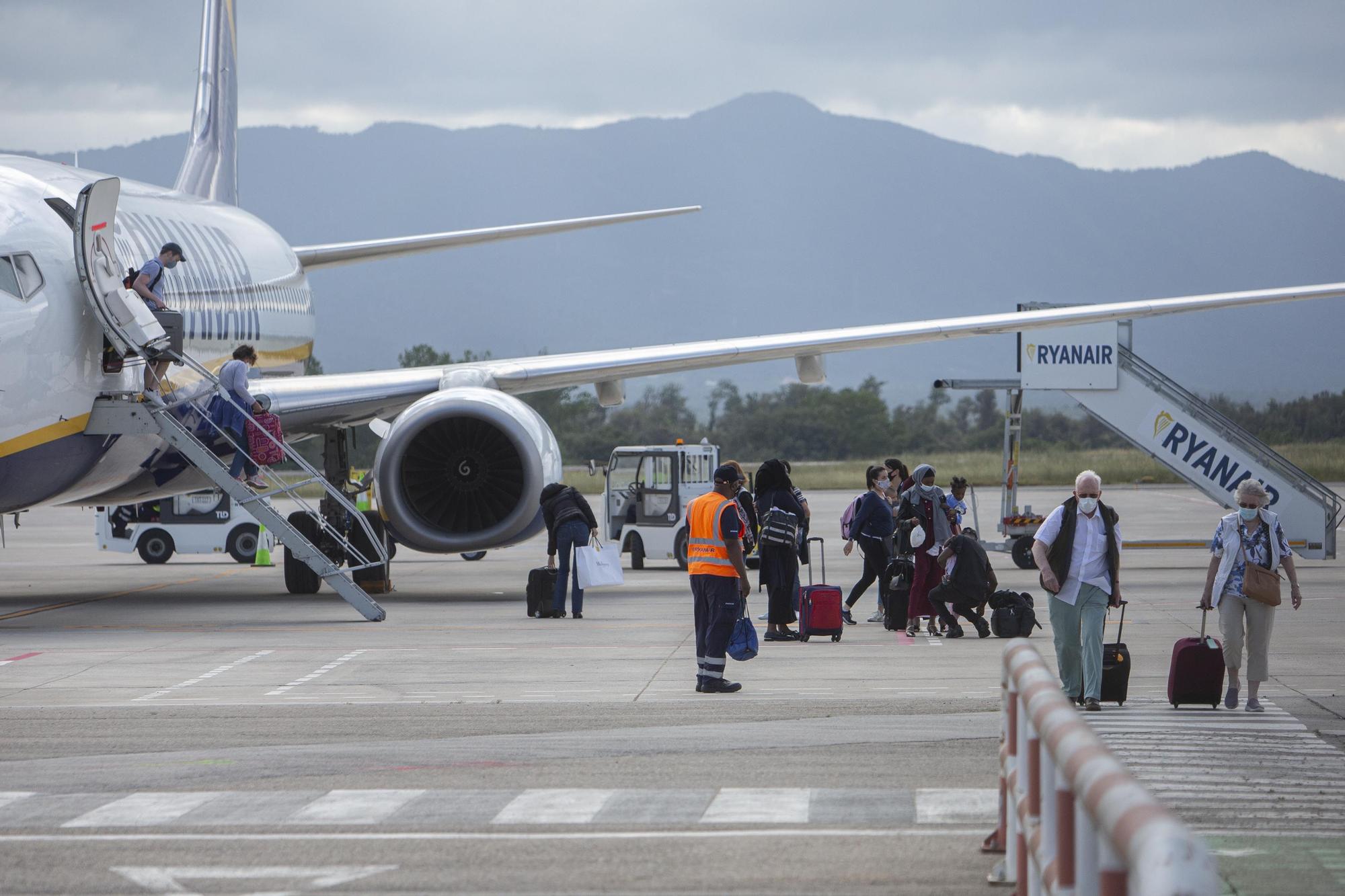 Ryanair torna a dur turistes a Vilobí d'Onyar