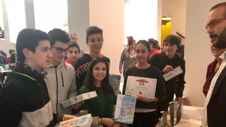 Alumnes del Pius queden tercers en un concurs de matemàtiques