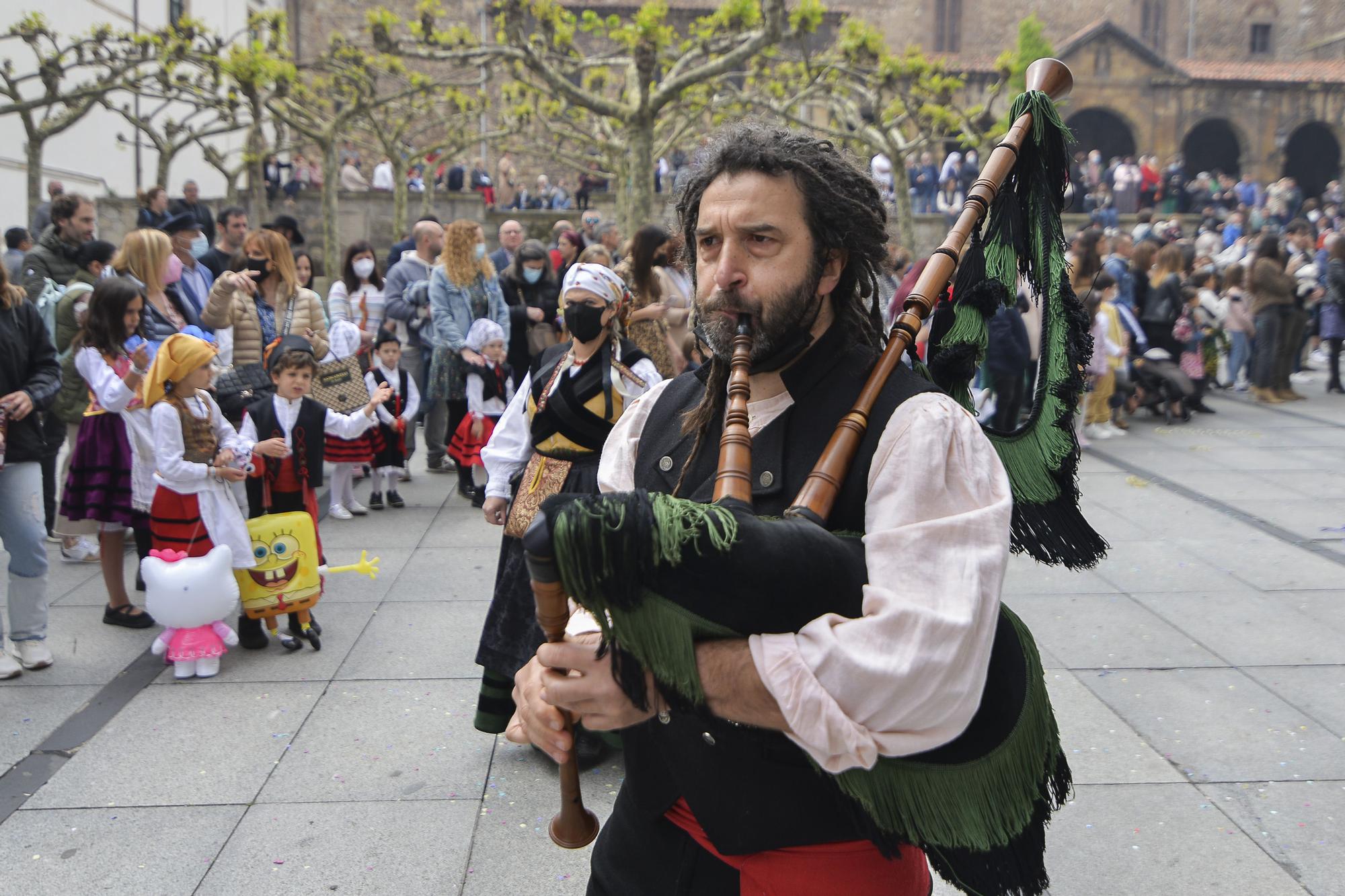 Inicio de las fiestas del Bollo de Avilés