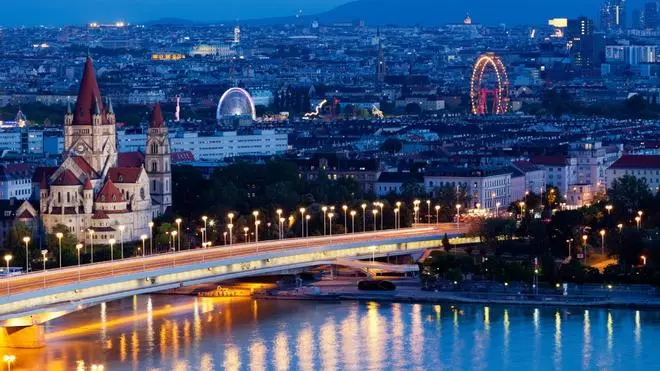 La lista definitiva de hoteles en Viena: con las azoteas más chic, ubicados en lugares de moda y con habitaciones de diseño.