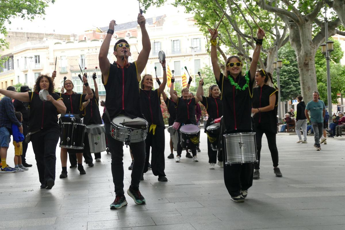 EN IMATGES | La tercera edició del Tramuntakada Festival fa vibrar el centre de Figueres