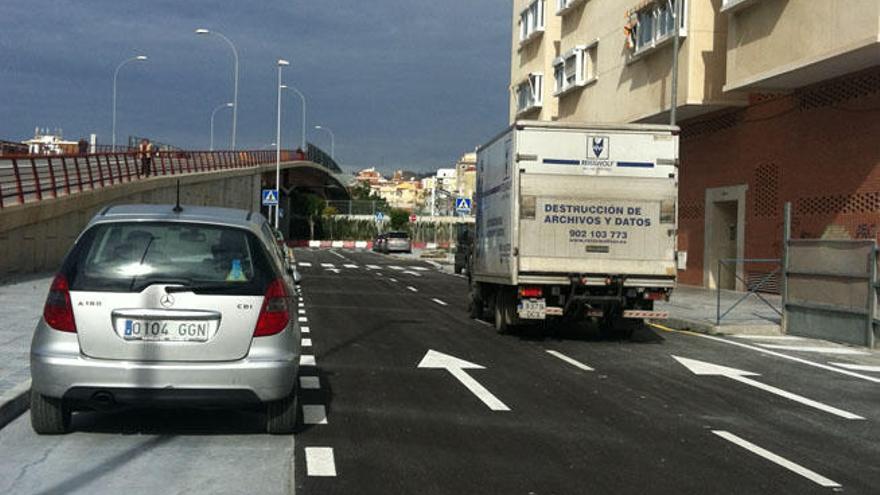 La calle está operativa al tráfico desde ayer martes.