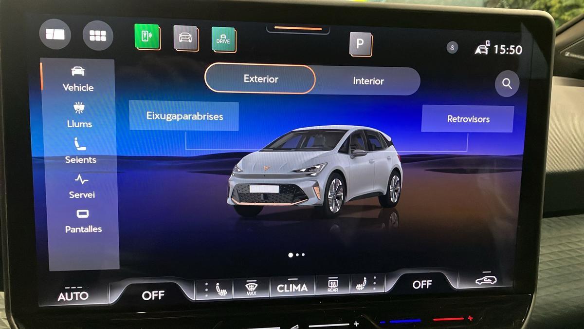 El Cupra Born ofrece el catalán como idioma del sistema de infoentretenimiento.