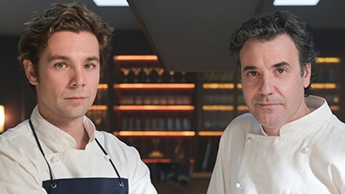 Carlos Cuevas i Miquel Fernández, en el rodatge de ‘Gènesi’. | 3CAT