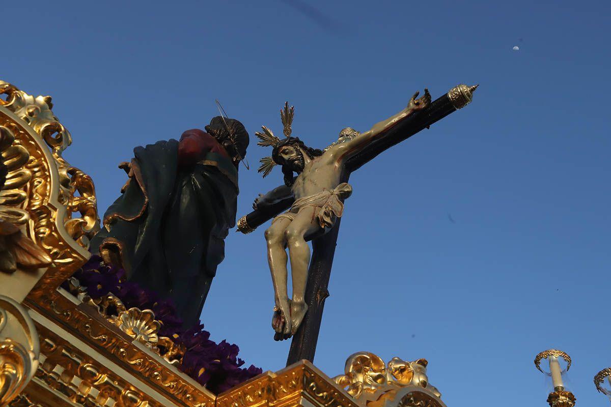 Hermandad del Amor, durante su salida el Domingo de Ramos.