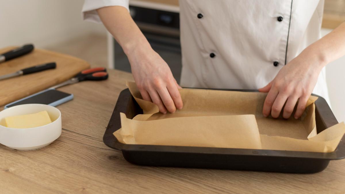 Todos los expertos coinciden: el papel de horno puede ser tóxico y cancerígeno