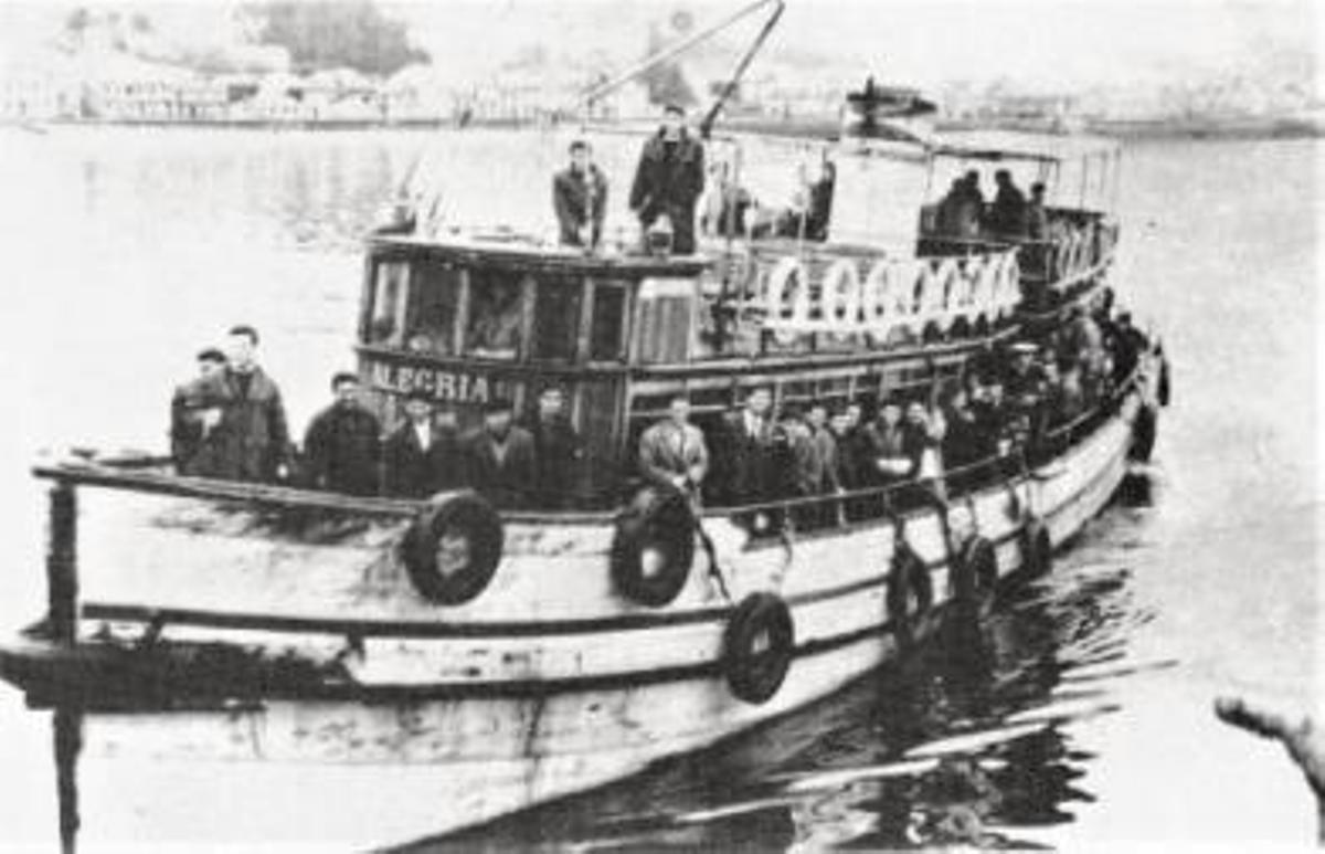 Barco de pasaje “Alegría” en el 1950.   | // ASOCIACIÓN CULTURAL A CEPA