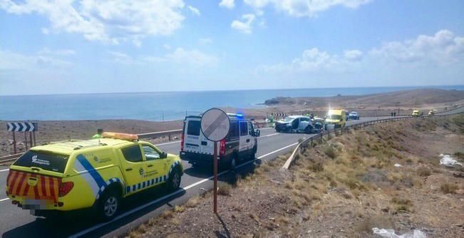 Varios heridos en una colisión múltiple en Tarajalejo (Fuerteventura)