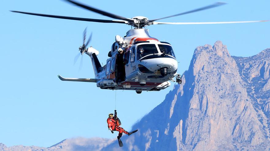 Simulacro de rescate de Salvamento Marítimo en El Campello