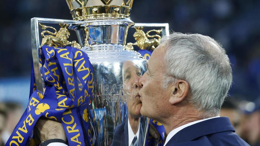 Ranieri ha sido despedido a los ochos meses de ganar la Premier League.