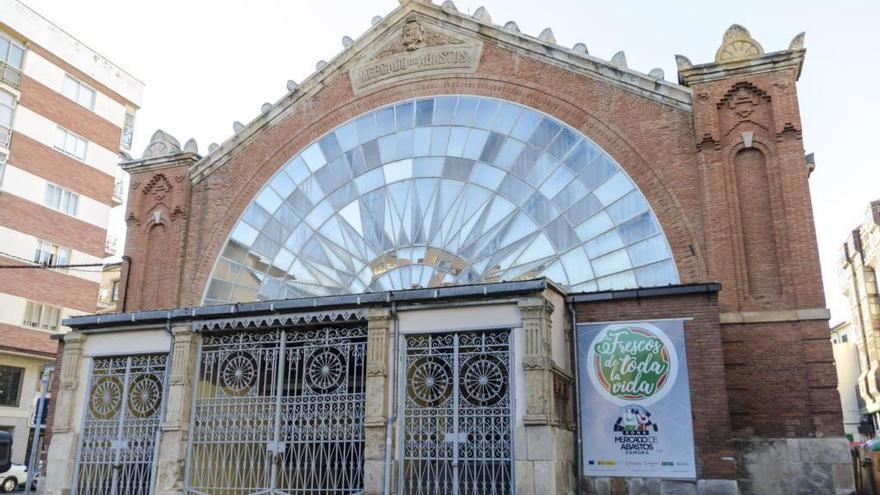 Exterior del Mercado de Abastos.