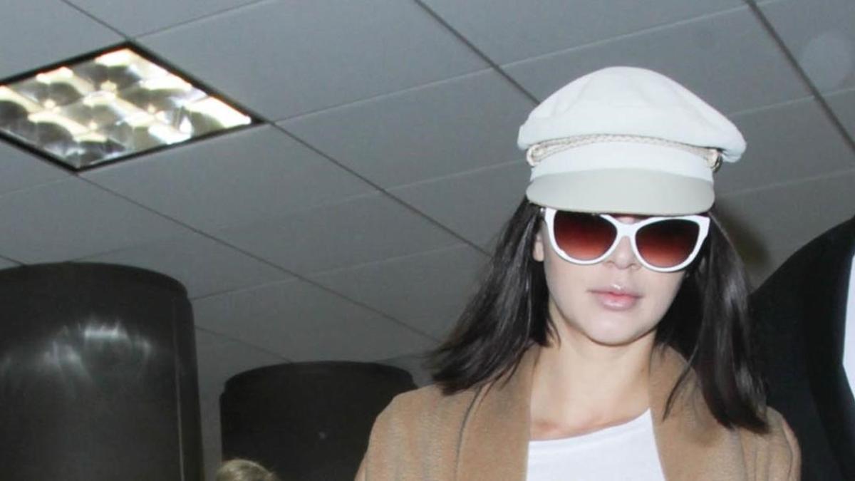 lmmarco37661239 los angeles  ca   march 13  kendall jenner is seen at lax on170316171017