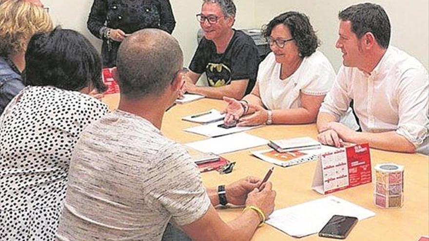 Compromís anuncia centros cívicos intergeneracionales en los barrios