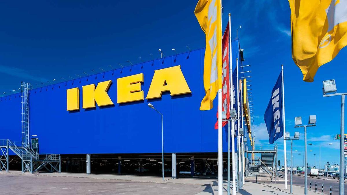 Colas en Ikea por su inesperada solución: adiós a la mampara de ducha con la nueva tendencia que arrasa y no exige tanta limpieza