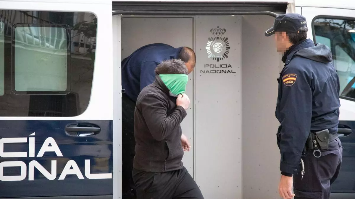 Un informe de la defensa cuestiona la investigación del crimen de Es Carnatge