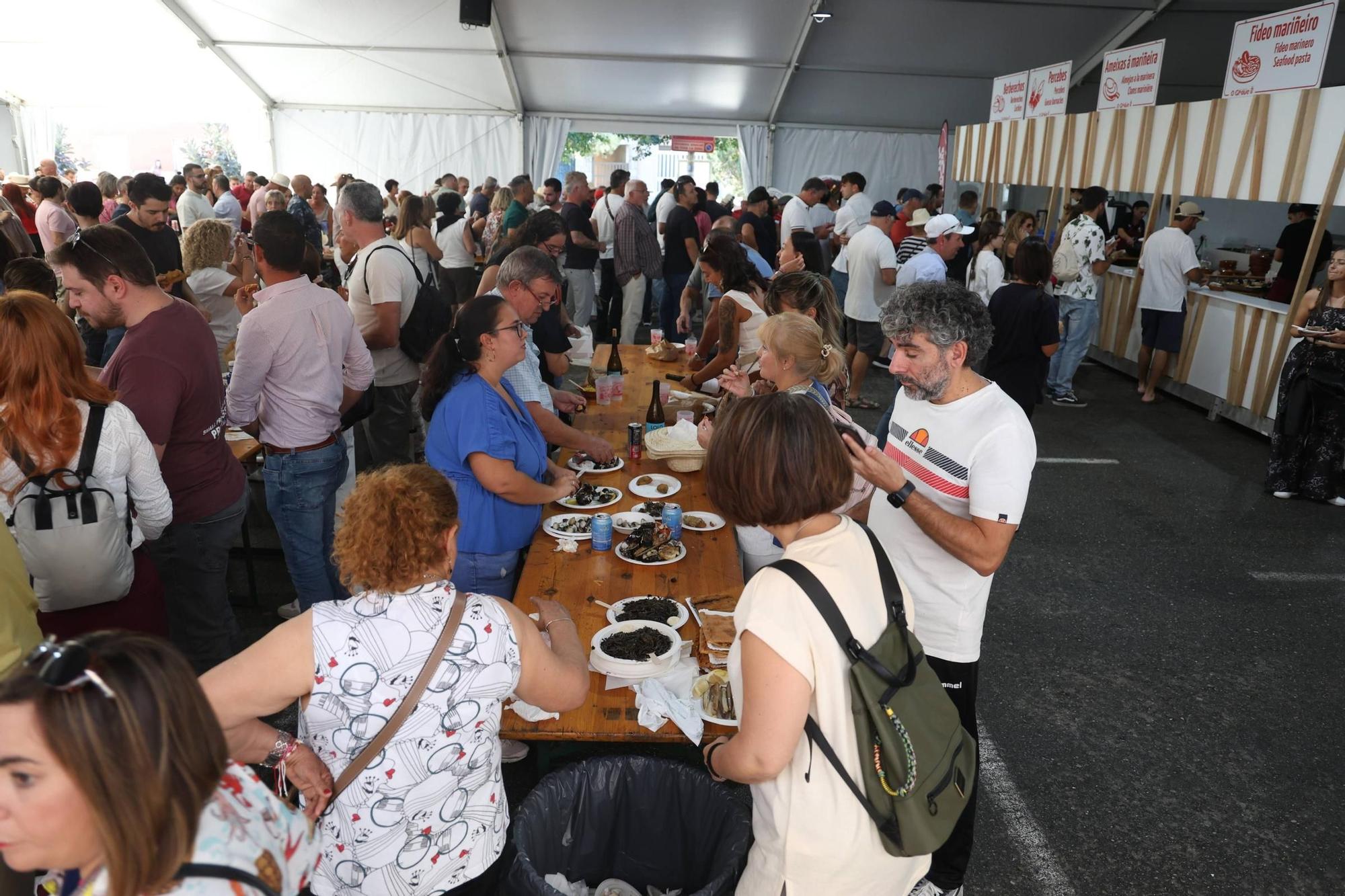 La Festa do Marisco de O Grove, esta mañana.
