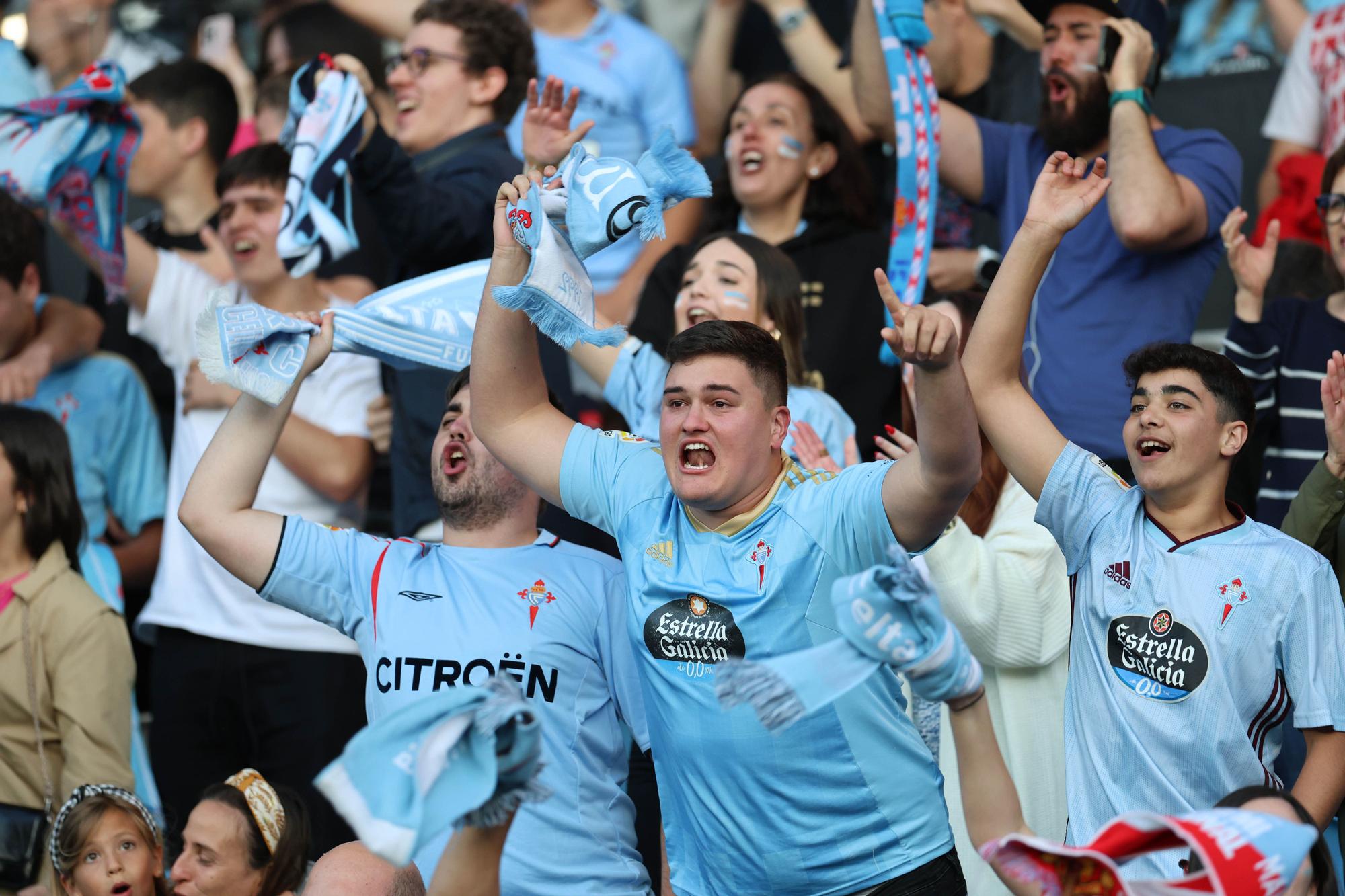 Lágrimas de felicidad en Balaídos: otro final de temporada agónico del Celta