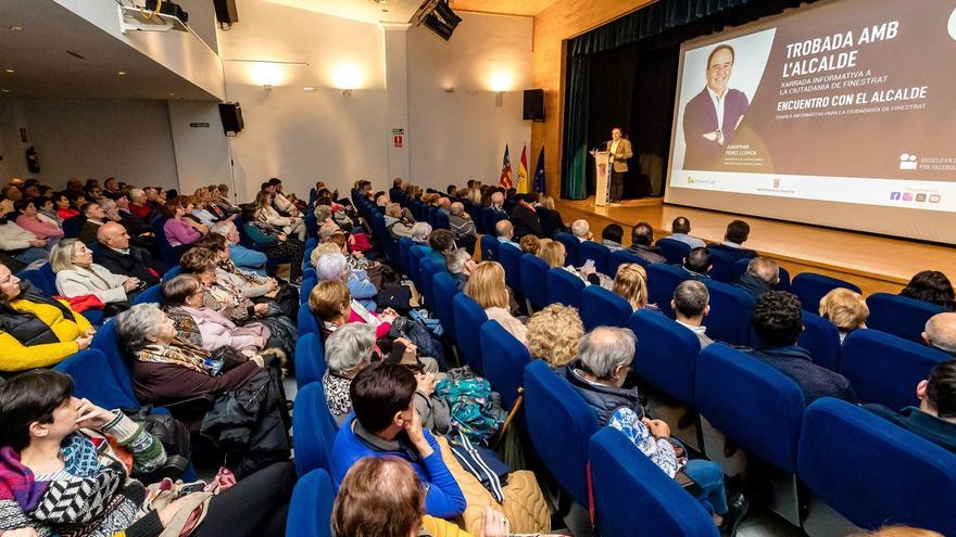 El consultorio médico de La Cala de Finestrat incorpora un pediatra tras años de reivindicaciones