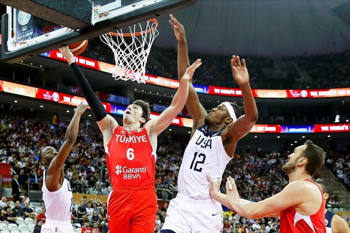 lmendiola49689513 shanghai  china   03 09 2019   myles turner  2 r  of the usa190903162540